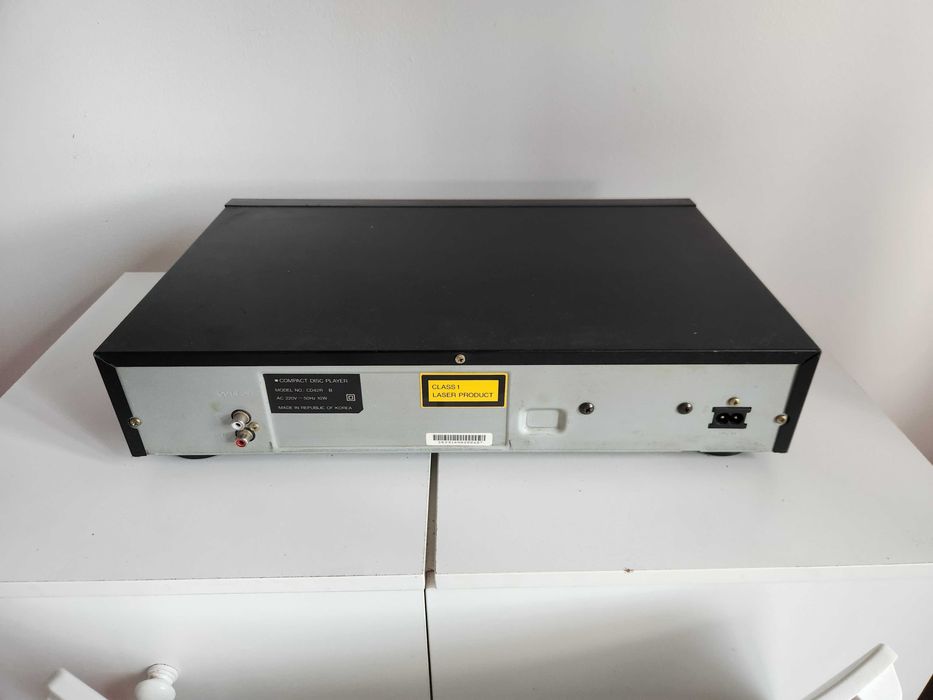 ODTWARZACZ PLYT CD SAMAUNG CD42R compact disc player ładny stan