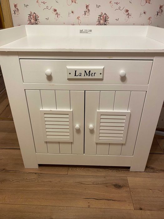 Oddam komodę Pinio Marsylia