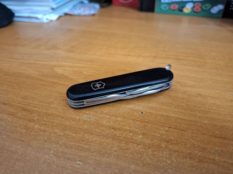 Victorinox Spartan оригінал чорний і швейцарський ніж