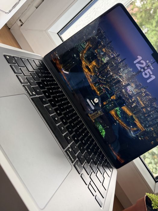 MacBook Air 13,6" M2 8GB/256GB Space Gray 2023 - Stan BDB! Okazja!