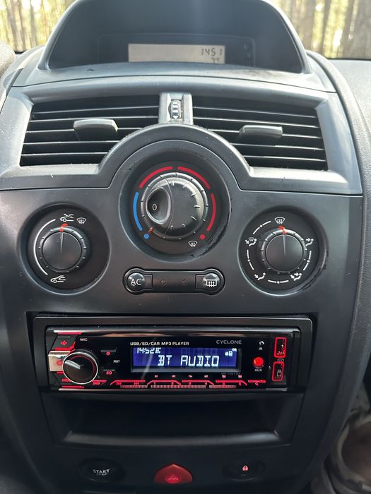 Продам Renault Magane 2 2006