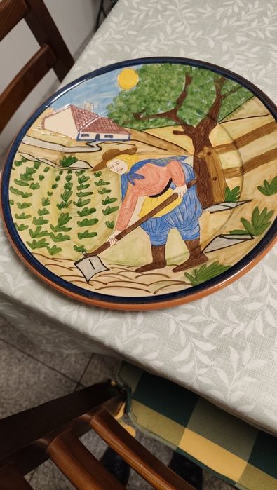 Prato pintado olaria portuguesa