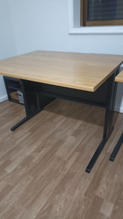 Vendo secretária escritório