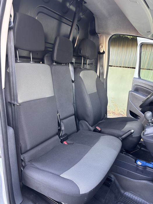 Renault Kangoo 3 lugares