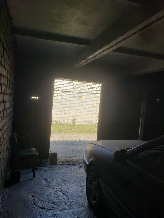 Продам  Гараж 24 кв