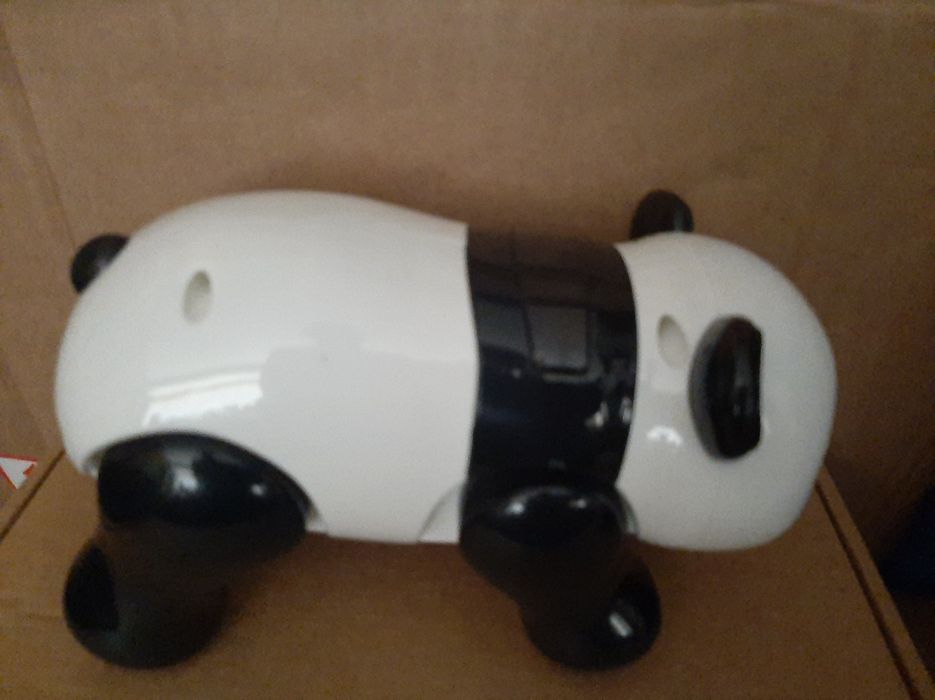 Panda Eléctrico Pilhas