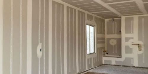 Montagem de Tetos falsos e divisórias em pladur .