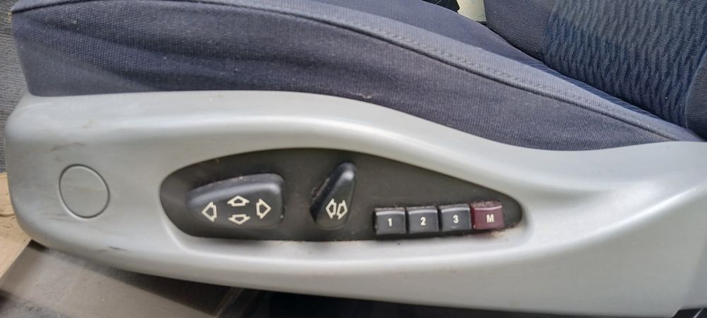Bmw e46 coupe 2.5 części kub w całości