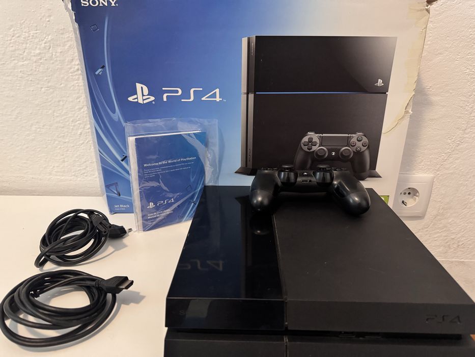 PS4 fat com 500GB