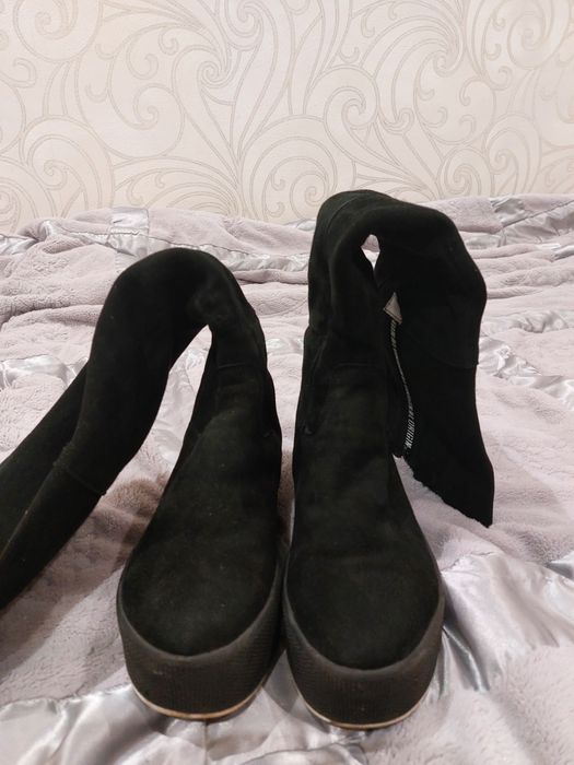 Продам чоботи замшеві еврозима р.39