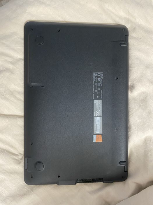 Ноутбук Asus R540s