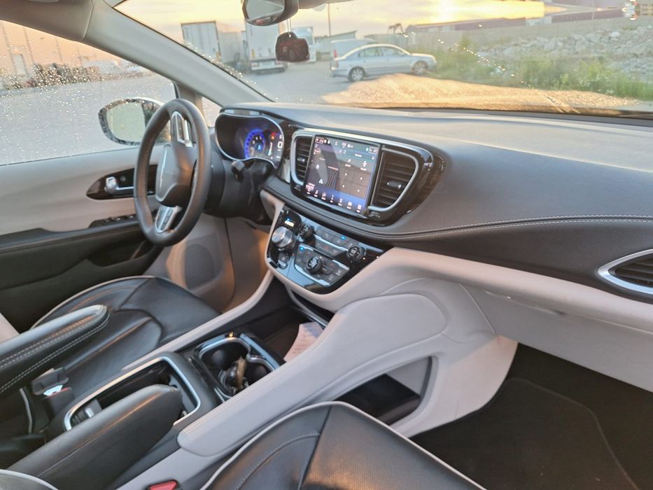 Chrysler Pacifica Limited 3.6 2023r