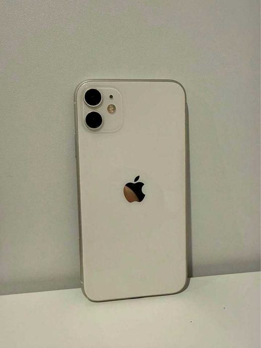 Apple iPhone 11 biały