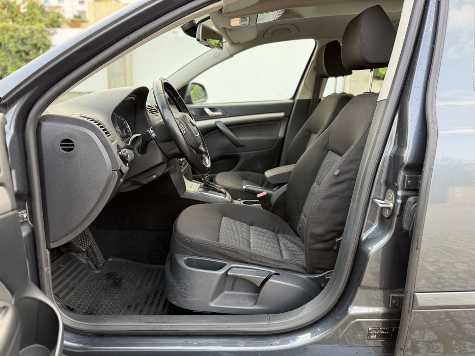 Skoda Octavia UM DONO Caixa Aut Nacional Poucos Km