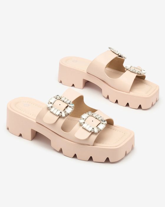 36 37 38 klapki 39 40 41 na platformie grubej podeszwie z kryształkami