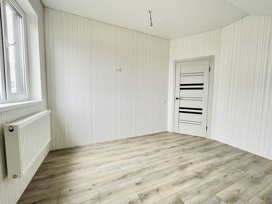 Будинок Котедж  з чистовими та опаленням