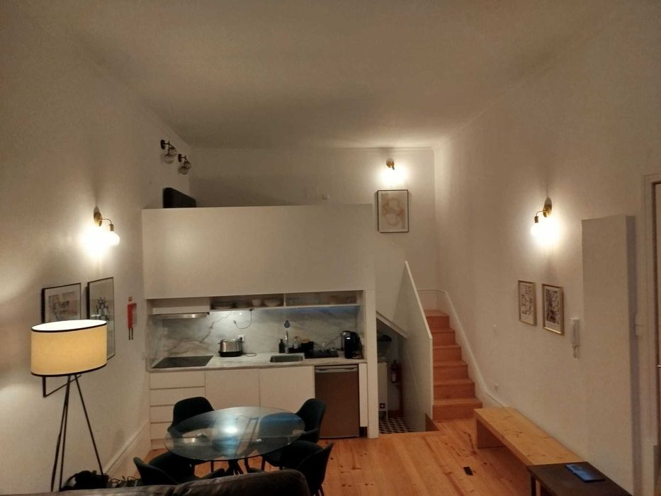 Beautiful renovated studio apartment in historic building in Bonfim - best neighbourhood in Porto!