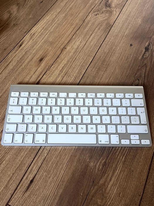 Apple iMac 21,5″ (Mid 2014) + klawiatura + mysz - Starachowice