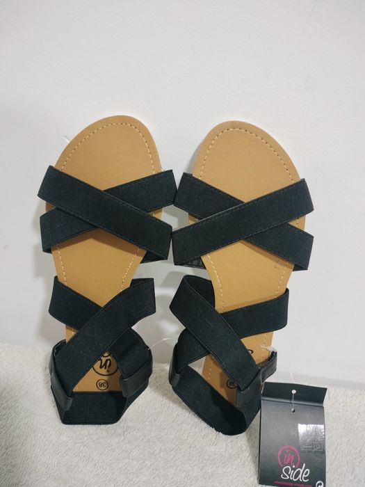 Vende-se sandalias novas da marca Inside para mulher