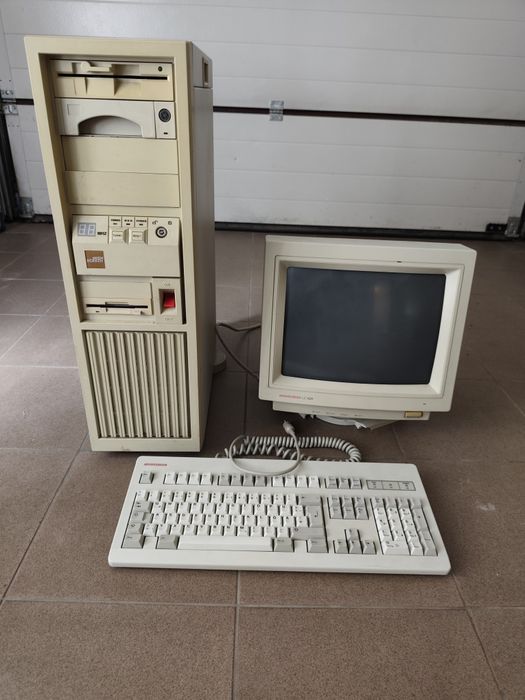Retro PC Big Tower Highscreen