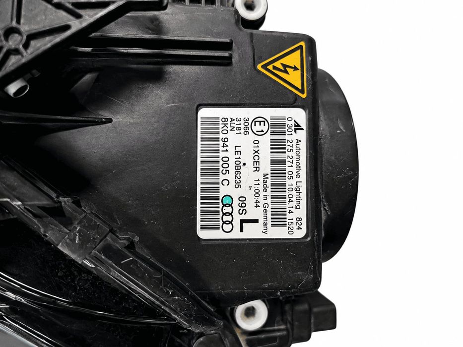 Ótica / Farol Esquerdo AUDI A4 B8 2.0 TDI (105 kW / 143 cv) [11.2007 - 12.2015]