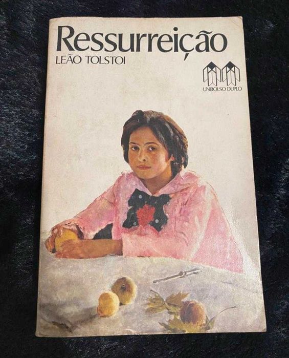 Lote 5 livros de literatura universal e autores de culto – Marquês de Sade, Vargas Llosa, Tolstoi, Somerset Maugham e Elio Vittorini
