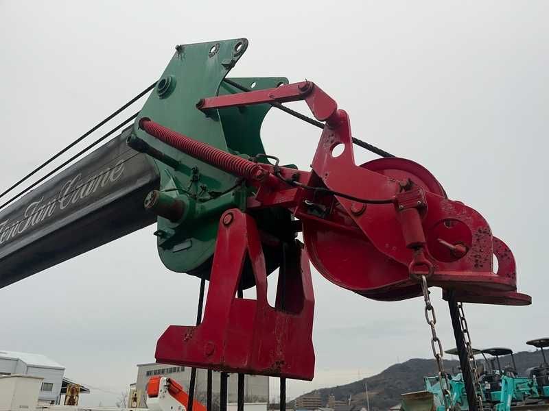 Автокран Kobelco RK160-3  16 тонн