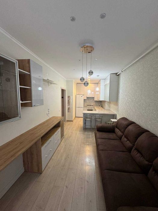 Продам однокімнатну квартиру з терасрю