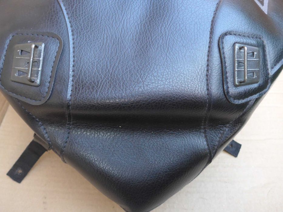 Kawasaki GTR 1400 '07-09r BAGSTER pokrowiec na zbiornik paliwa