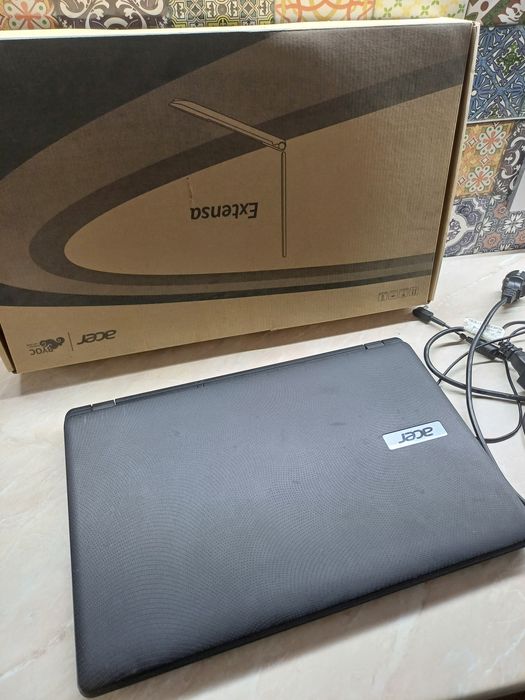 Ноутбук Acer extensa РАБОЧИЙ