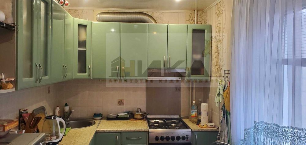 Продам 3-х кімнатну квартиру вул. Бородинська