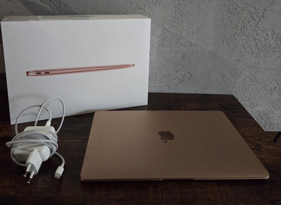 MacBook Air M1  13" 265GB Złoty Bateria 96% Idealny Stan