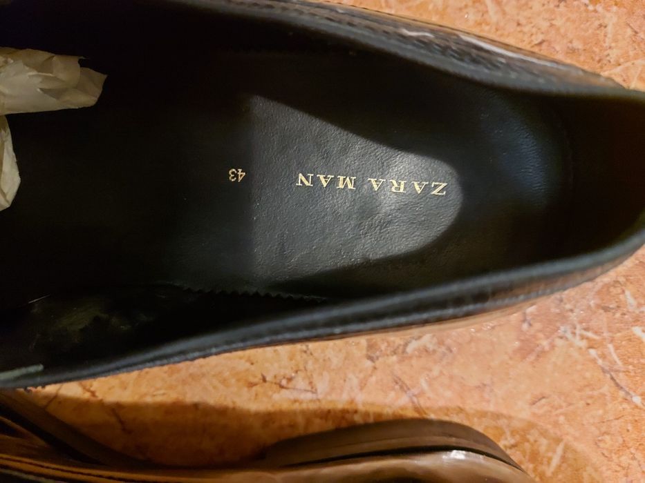 Туфлі ,лофери Zara ,чоловічі коричневий колір