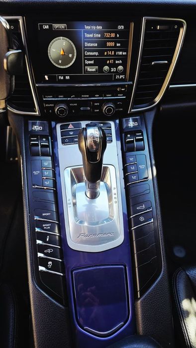 Porsche Panamera 4 PDK
