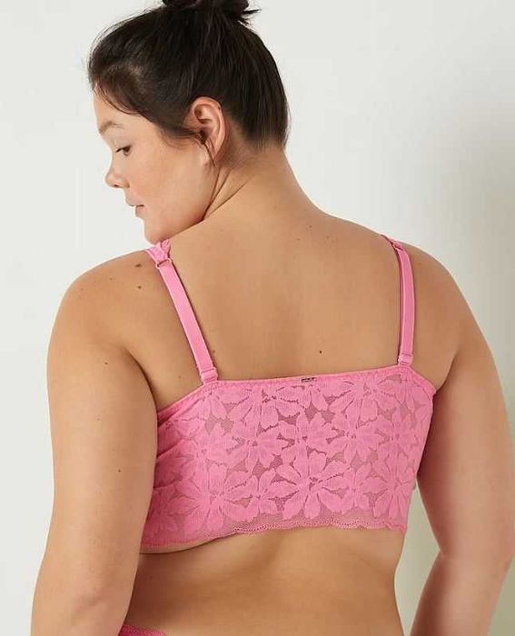 Розовый комплект нижнего белья кружевной Victoria's Secret р.М бралетт