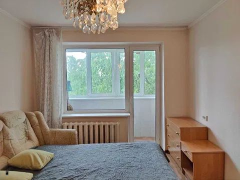 Продам 3-кімнатну квартиру, Калинова