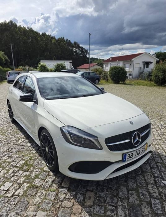 Mercedez-Benz A200d AMG Line — photo 3