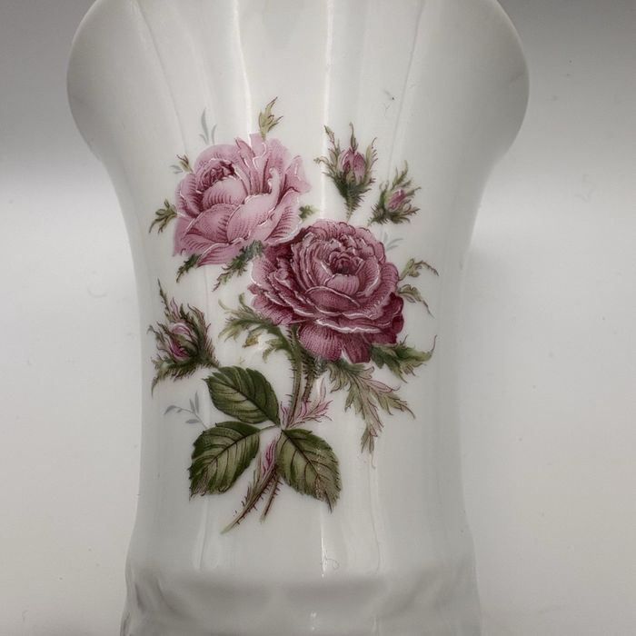 Вінтажна маленька ваза з квітковими мотивами від Kaiser