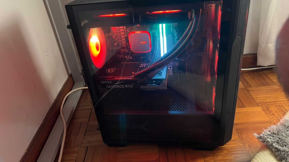 PC Gaming – Ryzen 5 8400F + RTX 5060 + 32GB DDR5