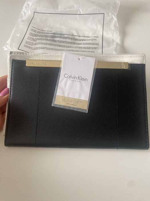 Torebka- koperta Calvin Klein