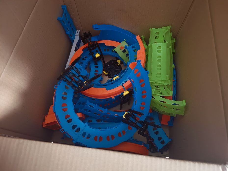 Tor składany plastikowy Hot wheels