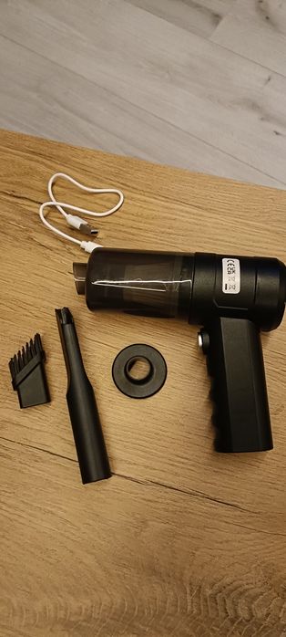 Odkurzacz samochodowy