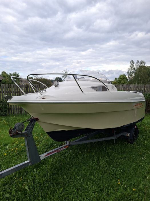 Quicksilver 470 ,motorówka,łódz kabinowa.