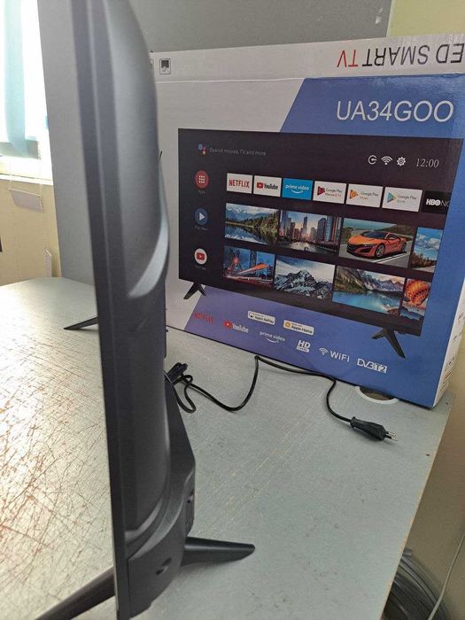 Смарт телевізор Самсунг 34' 82см GoogleTV, 4K, WIFI +голосовий пульт