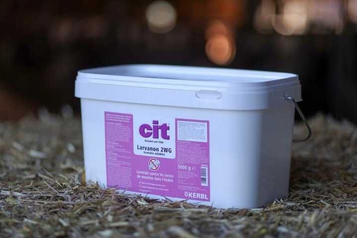 Środek owadobójczy na larwy much Larvanon 2 WG, 5000 g, Cit