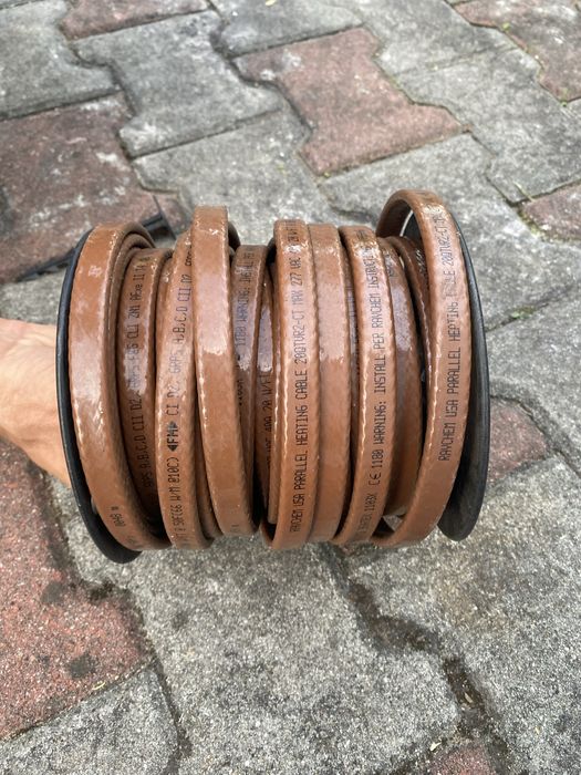 Kabel QTVR samoregulujacy przewód grzewczy RAYCHEM 64W/m