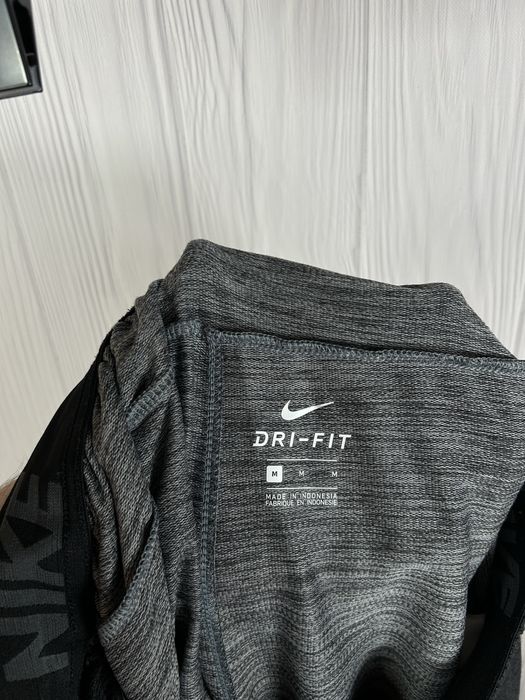 Nike Dry Mens Training шорти з красивим базовим дизайном Оригінал M