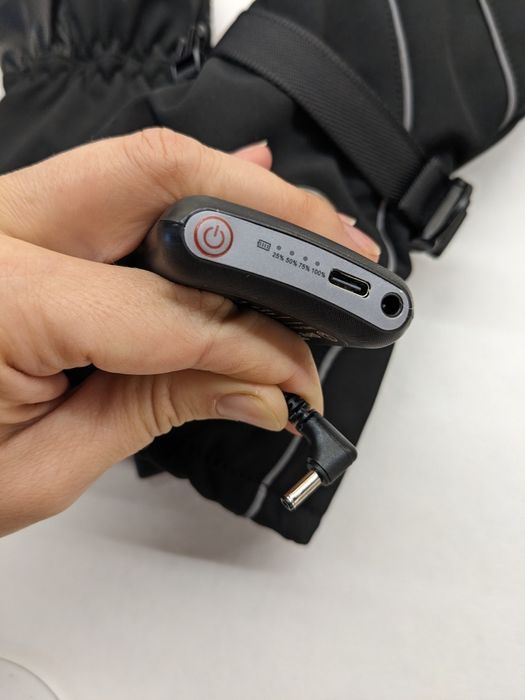 Перчатки тактические с подогревом с аккумуляторами 2 штуки