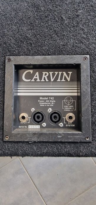 Monitor CARVIN 742