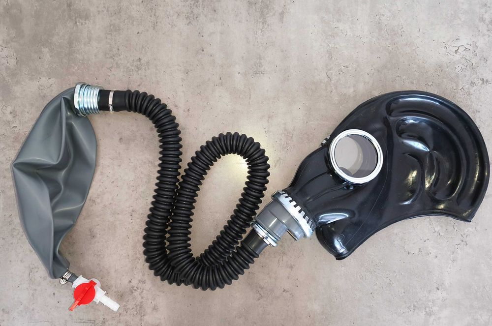 Maska LaTeX teatr przebranie akcesoria